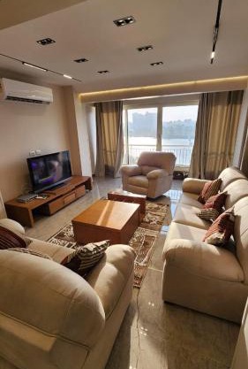 Maadi nile view
