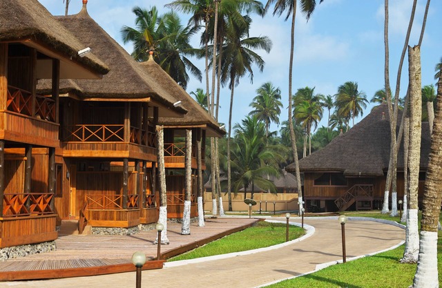 Maaha Beach Resort