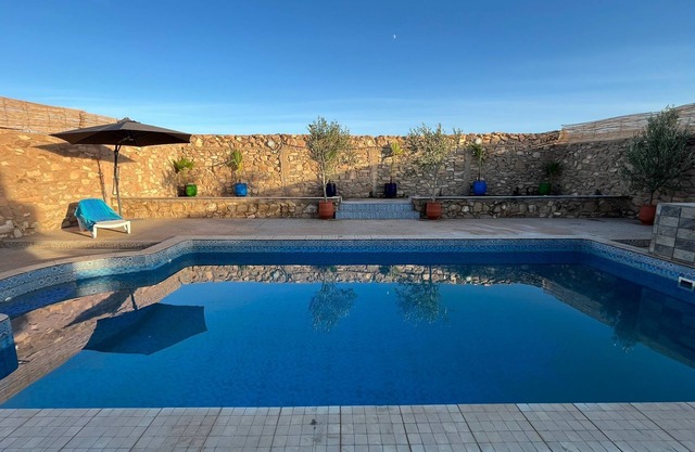 Magnificent villa with swimming pool for 8 people in Oujda