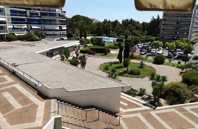 Magnificent 3-room apartment close to the sea, swimming pool, beach, shops all within walking distance