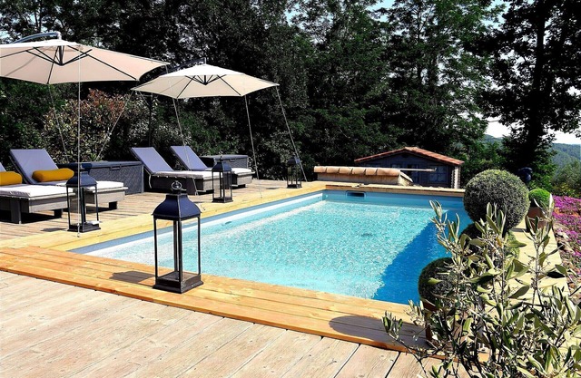 Magnificent cottage in Payzac with pool !