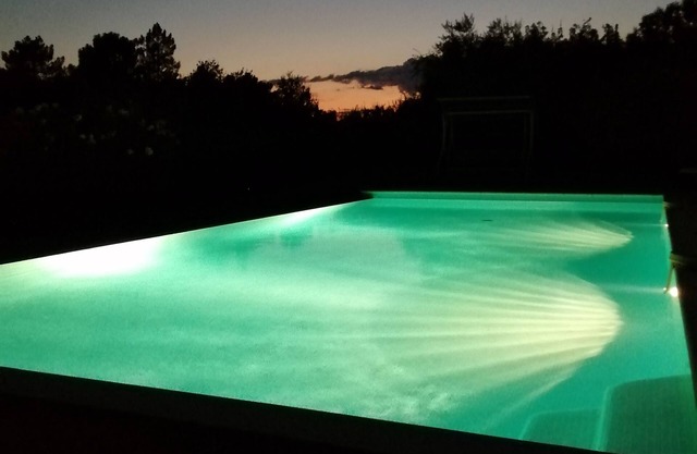 Magnificent ground-floor apartment with 4* infinity pool and sauna
