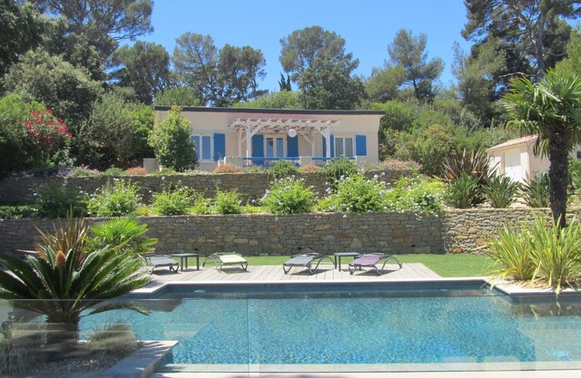 Magnificent sea view vacation, house with pool, sun terrace, garden