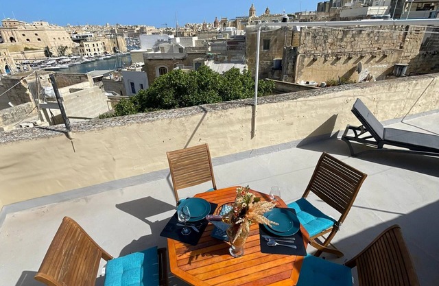 Magnificent Sea View Penthouse Cospicua, Cospicua, Malta