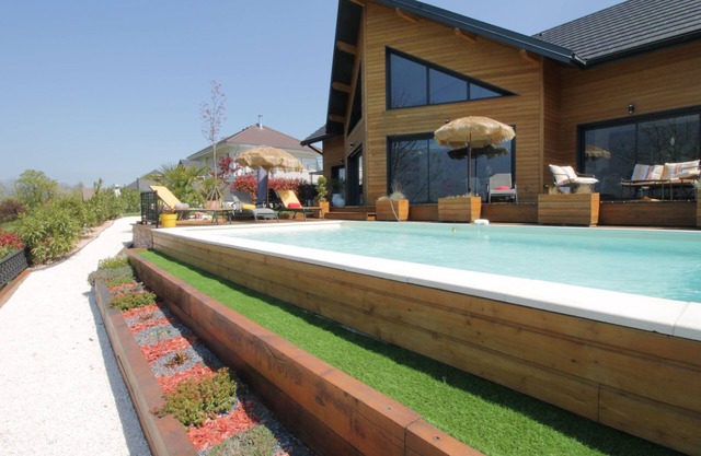Magnificent villa with heated pool air conditioning