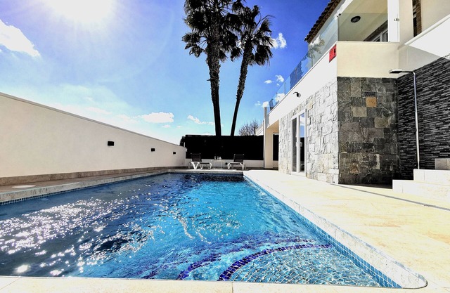 Magnificent villa in Orihuela Costa close to everything with heated pool*