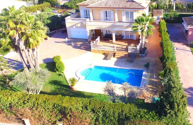 MAGNIFICENT VILLA WITH SEA AND MOUNTAIN IDEAL FOR FAMILIES WITH POOL