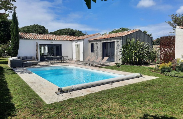 Magnificent villa with private pool - All services included - Quiet in Oléron
