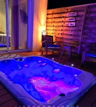 Magnifique cottage haut de gamme avec jacuzzi l'attrape rêve