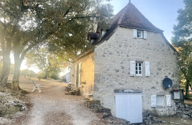 Magnifique Propriété sur un Terrain de 55 Ares, Piscine, 5 Chambres
