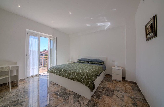 Magnolia House - Apartment 1