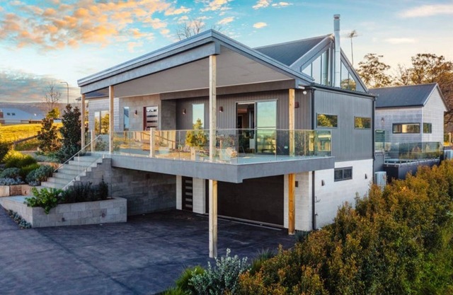 Magnolia House- Kurrajong