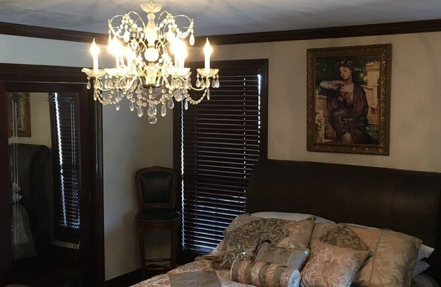 Magnolia's Hilltop Lodge in the Preserve