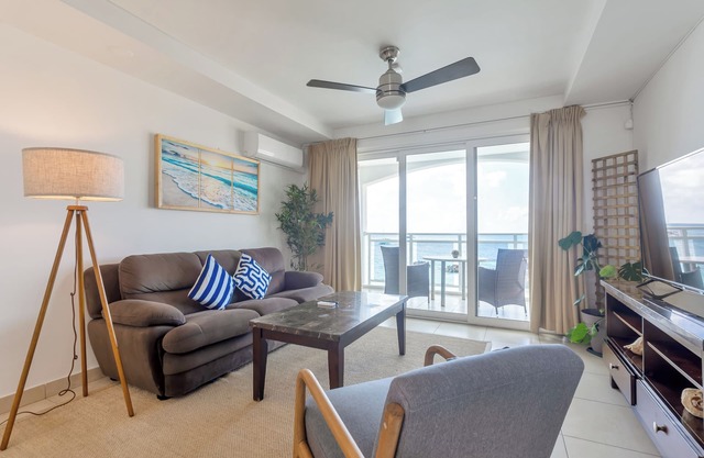 Maho Beach House: Sand Bar Condo, 1-Bedroom