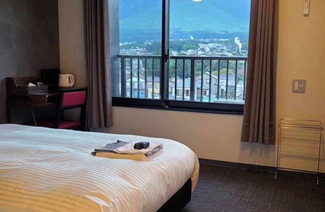 Main guest room Mountain side Tsurumidake sid/Beppu Ōita
