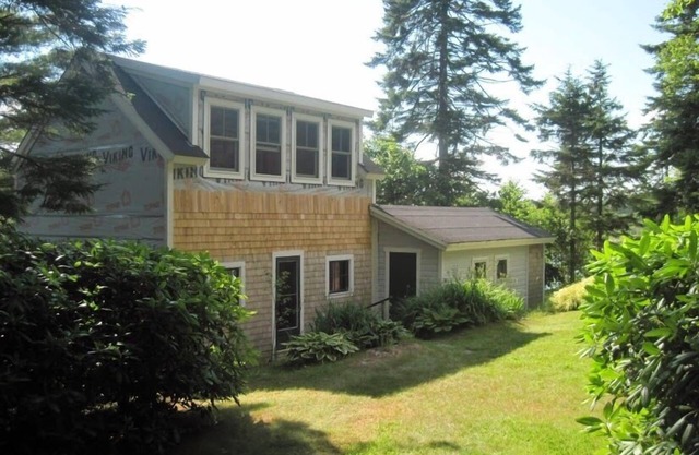Maine Oceanfront Cottage