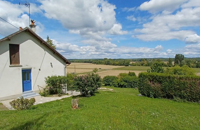 Maison à 9 kms du Zoo de Beauval Dans un Cadre Champêtre
