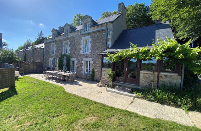Maison à la Campagne Avec Piscine - Hortensias