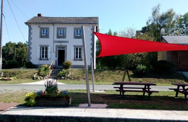 Maison éclusière Le Port, Les Refuges du Halage
