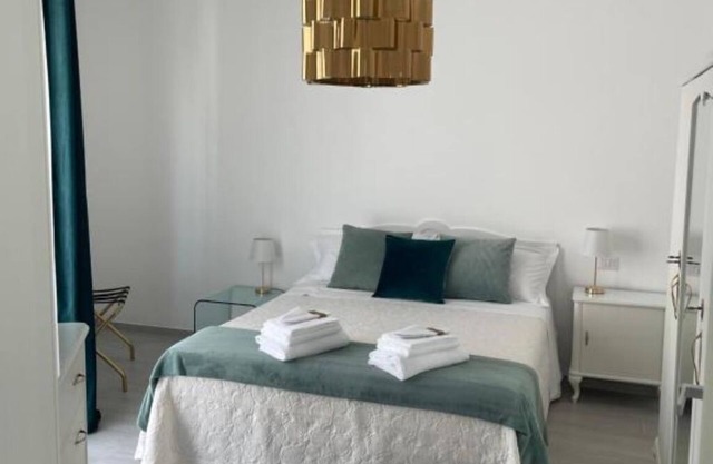 Maison Angelina - Elegant Holiday Home in Apulia with Charm and Comfort