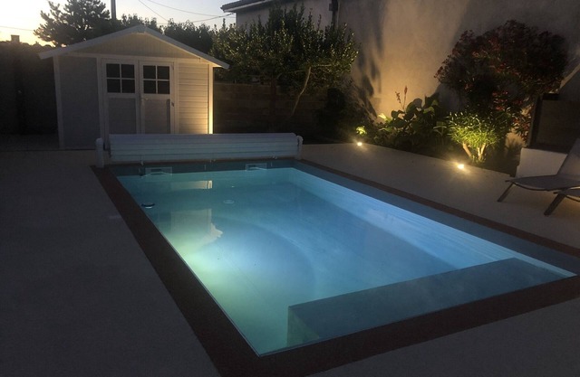 Maison au Calme Avec Piscine et Terrain de Pétanque