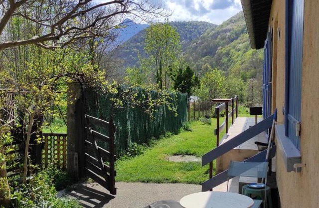 Maison au pied de la montagne