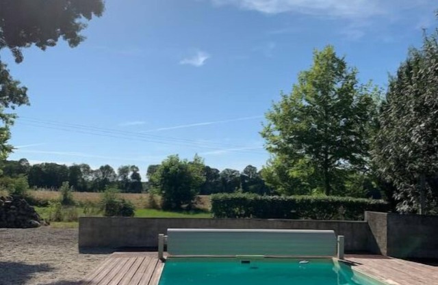 Maison Cosy Avec Piscine Chauffée et Privative