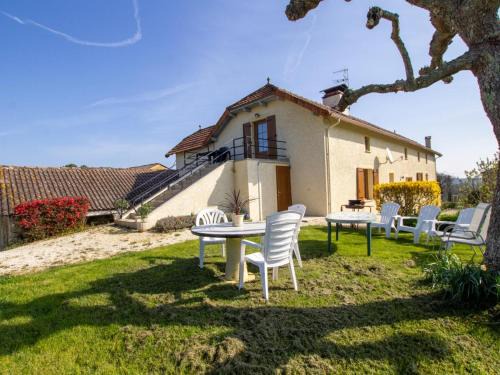 Maison de campagne avec étangs privés, proche Sarlat, 4 chambres, équipements bébé, animaux acceptés - FR-1-616-22