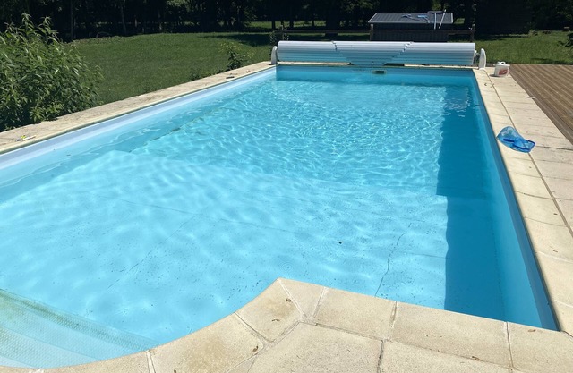 Maison de Campagne Avec Piscine Pour des Week-ends en Famille ou Entre Amis