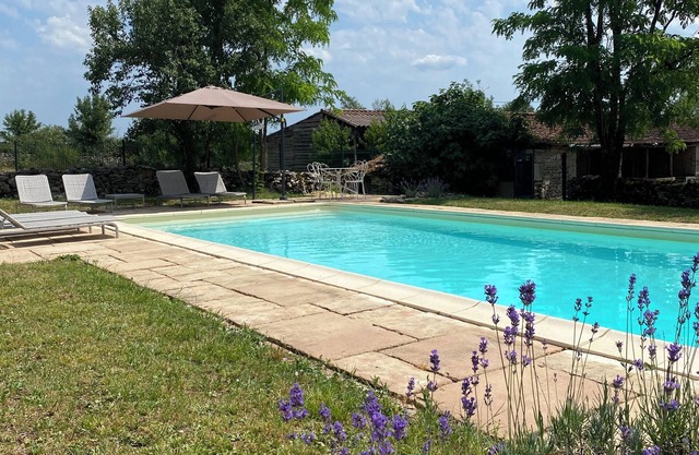 Maison de Charme Avec Piscine Privée