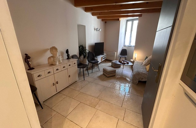 Maison de Village. Calme et Reposant,idéal Pour les Famille !