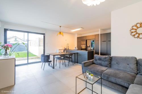 Maison Design 2 CH proche CDG, Paris