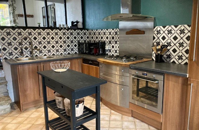 Maison en pierre de70 m2 au cœur d’un hameau