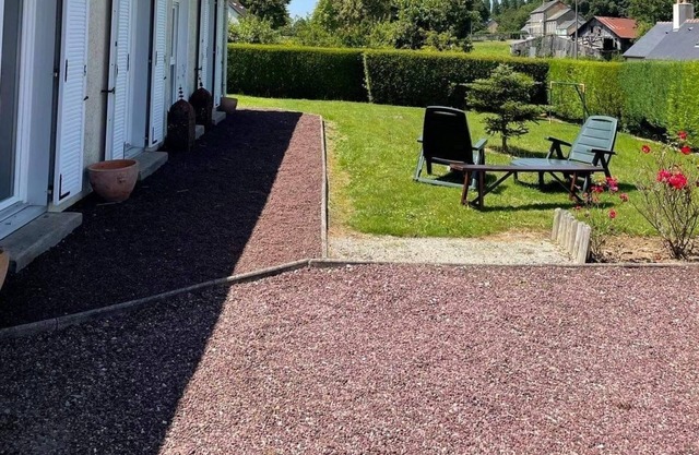 Maison Familiale au Calme à Loré