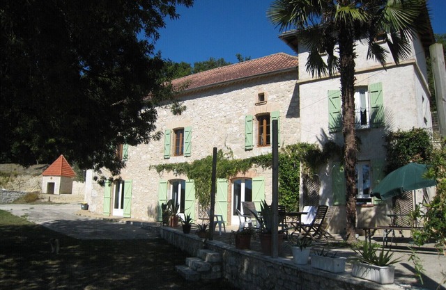 Maison DE Campagne en Pierre du Quercy Sans vis à vis , Avec Piscine Privée