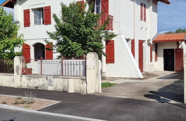 Maison Landaise, 12 km from the beaches, in the heart of the férias between Dax and Bayonne!