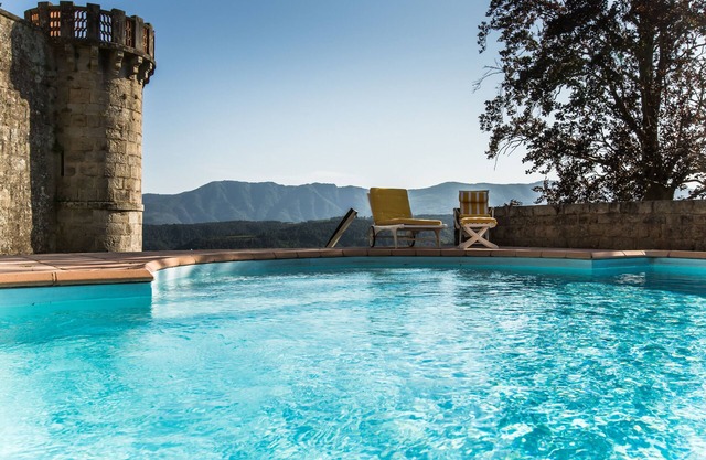 Maison grand confort 6 pers wifi heated pool jacuzzi