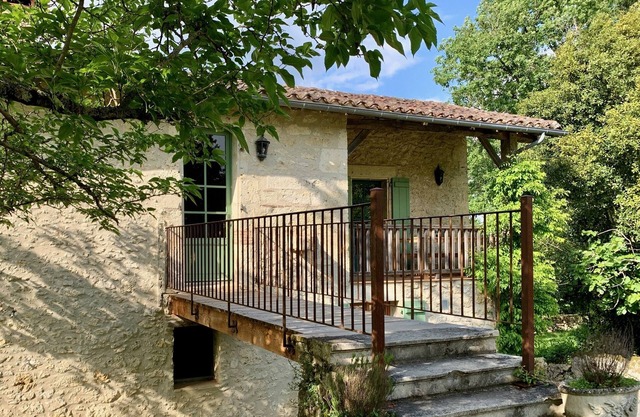 Maison Indépendante Avec Piscine