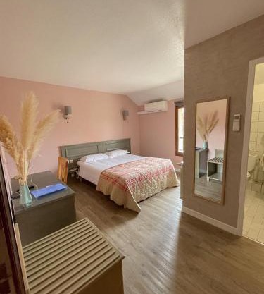 Maison Legate "Hôtel Le Baudiere & Spa"