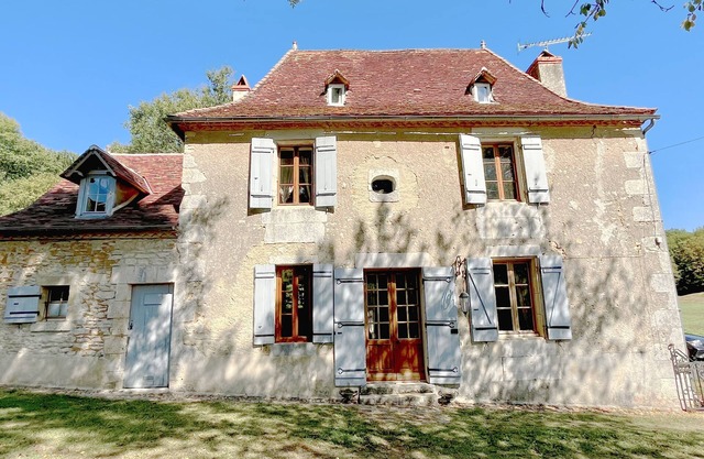 Maison Périgourdine en Pierre Nature Avec Piscine