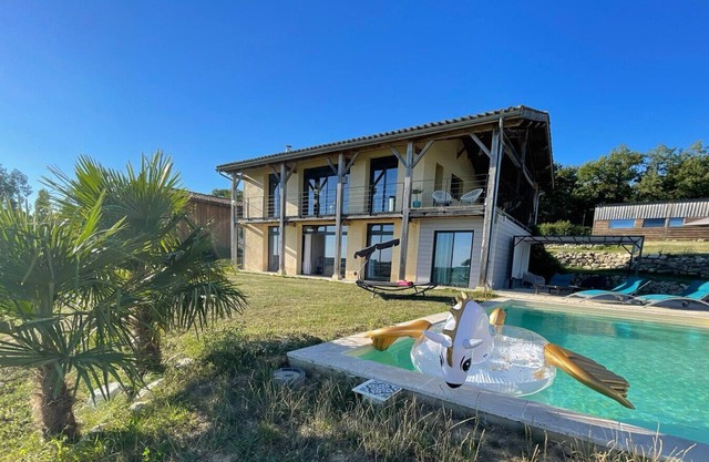 Maison Passive au Calme-sublime Vue Panoramique et Piscine Privée