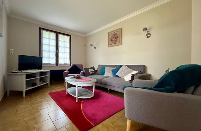 Maison Spacieuse au Calme