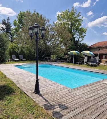 Maison superbe sur 2 étages avec piscine