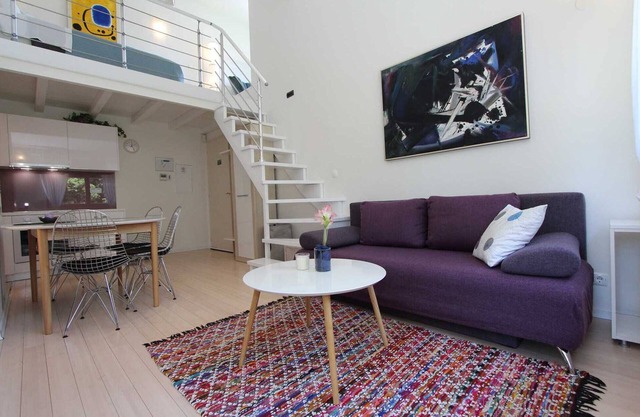 MAKADO One-Bedroom Apartment (DORA)
