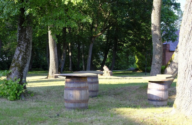 Manor house rentals for family holidays, celebrations and getaways!