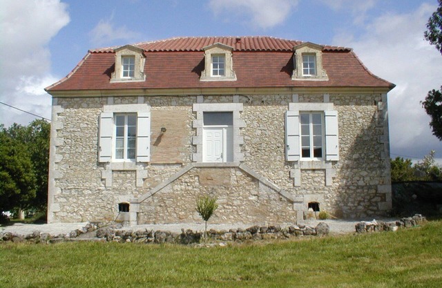 Mansion in the heart of the Bastides completely renovated