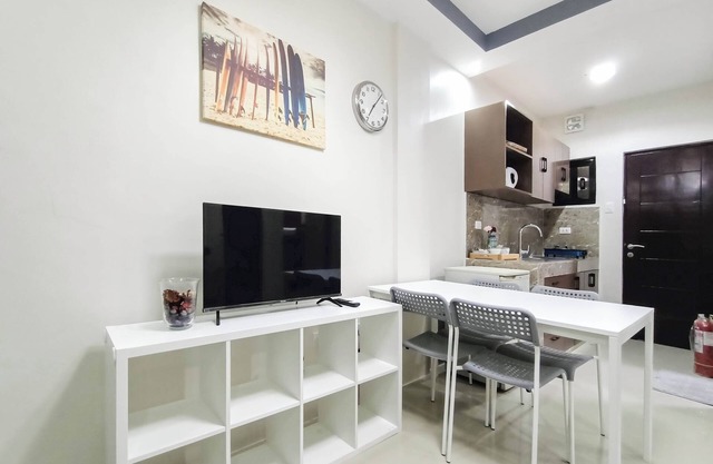 Manzil Anilao Cosy 2 Bedroom Apartment U1