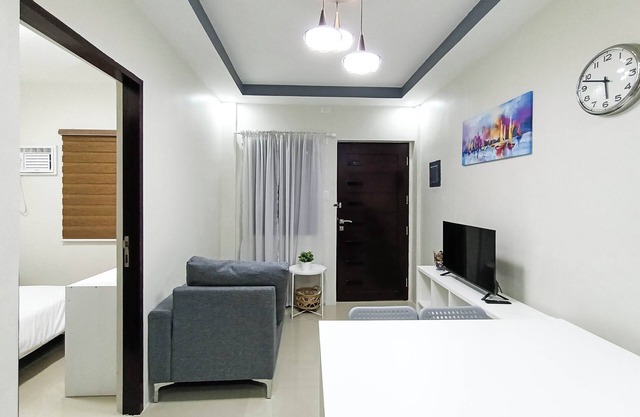 Manzil Anilao Cosy 2 Bedroom Apartment U2