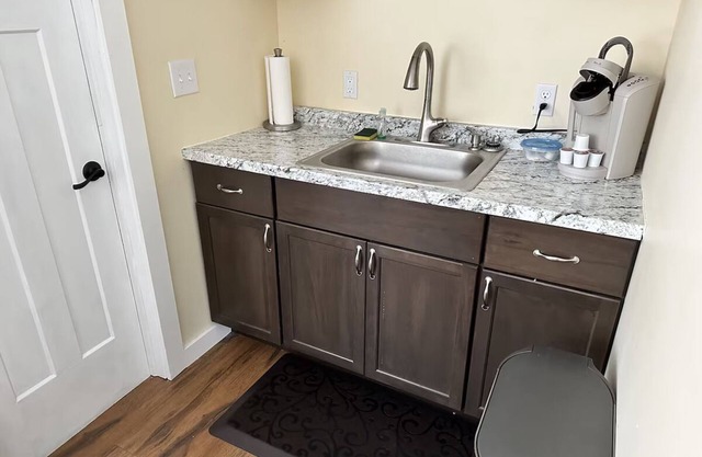 Maple Leaf Lodge- Privacy Cabin 113