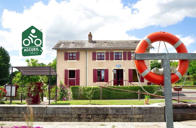 MARA RIVIERE former lock keeper's house